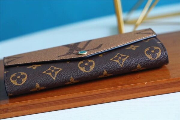1:1 Replica Louis Vuitton Sarah Wallet Monogram and Monogram Reverse Canvas For Women, Women's Wallets 7.5in/19cm LV M80726