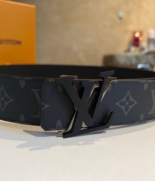 1:1 Replica Louis Vuitton Shake Reversible LV Belt Monogram Eclipse Canvas Black Metal hardware LV Women Belt