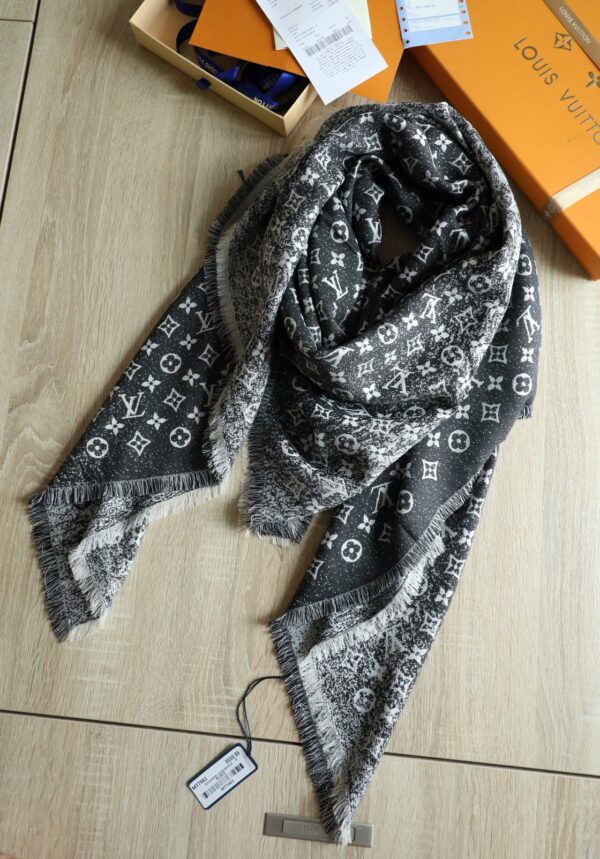 Louis Vuitton Silk Wool Square Dark Blue Scarf 140cm/55in