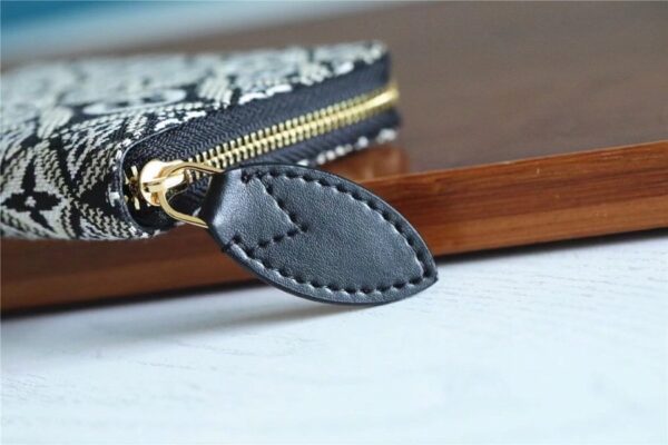 1:1 Replica Louis Vuitton Since 1854 Zippy Coin Purse Jacquard Since 1854 By Nicolas Ghesquiere Gray For Women, Women's Wallets 4.3in/11cm LV M69997
