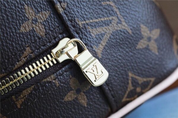 1:1 Replica Louis Vuitton Toilet Pouch GM Monogram Canvas For Women, Women's Wallets 7.9in/20cm LV M47507