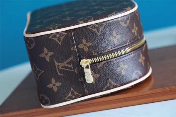 1:1 Replica Louis Vuitton Toilet Pouch GM Monogram Canvas For Women, Women's Wallets 7.9in/20cm LV M47507