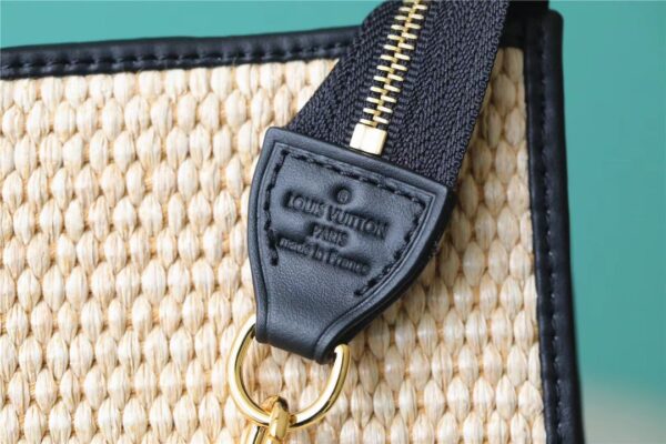 1:1 Replica Louis Vuitton Toiletry Pouch on Chain Raffia Natural /Black For Women, Women's Wallets 9.8in/25cm LV M81366
