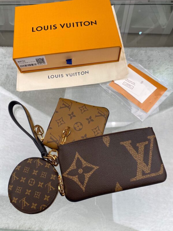 1:1 Replica Louis Vuitton Trio Pouch Monogram Giant/ Monogram Reverse/ Monogram Canvas Pink For Women, Women's Wallets 7.7in/19.5cm LV M68756