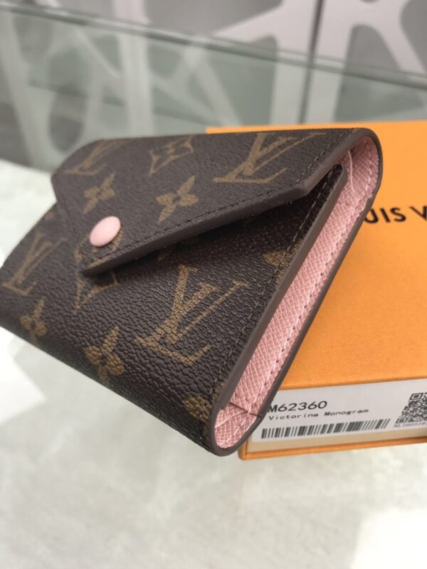1:1 Replica Louis Vuitton Victorine Wallet Canvas Brown For Women, Women's Wallet 3.5in/9.5cm LV M62360
