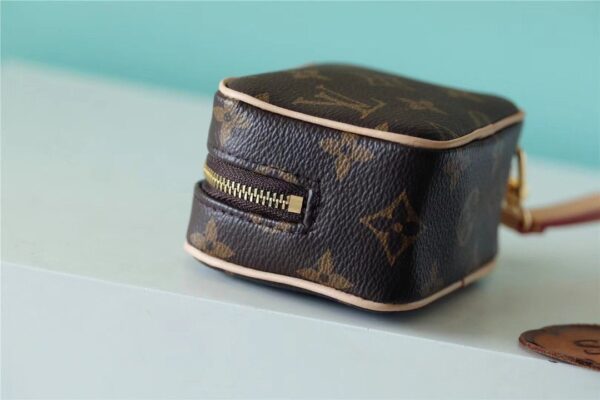 1:1 Replica Louis Vuitton Wapity Case Monogram Canvas Black For Women, Women's Wallets 4.3in/11cm LV