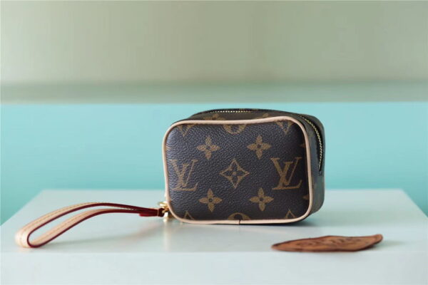 1:1 Replica Louis Vuitton Wapity Case Monogram Canvas Black For Women, Women's Wallets 4.3in/11cm LV