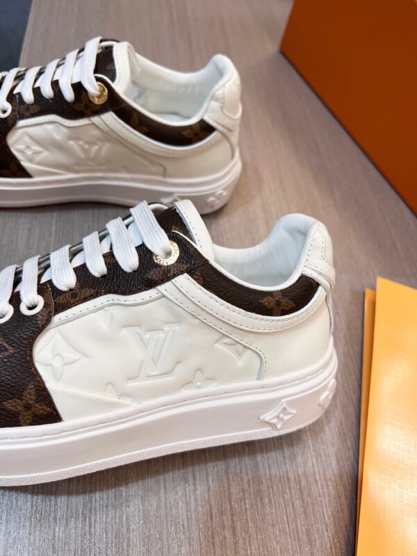Louis Vuitton Women's Boombox  Sneaker Brown For Women LV