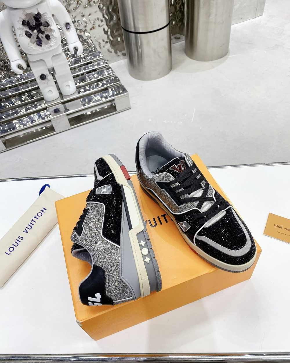 Louis Vuitton Women's LV Trainers Black For Women LV