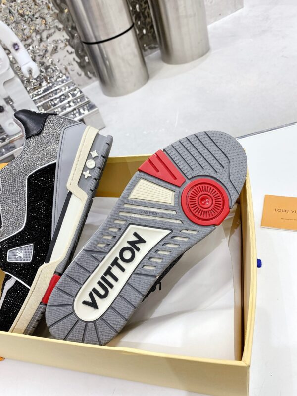 Louis Vuitton Women's LV Trainers Black For Women LV