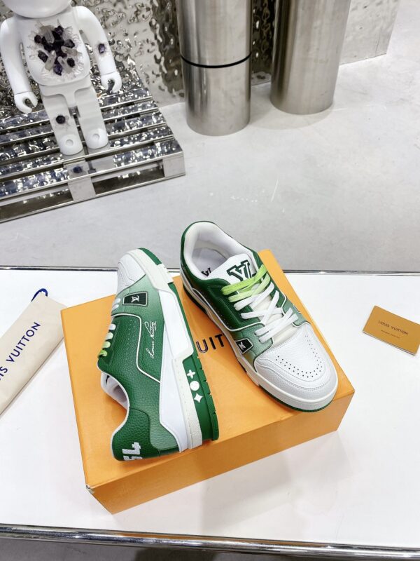 Louis Vuitton Women's LV Trainers Green For Women LV