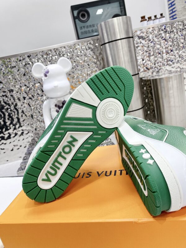 Louis Vuitton Women's LV Trainers Green For Women LV