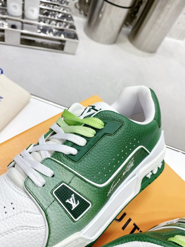 Louis Vuitton Women's LV Trainers Green For Women LV
