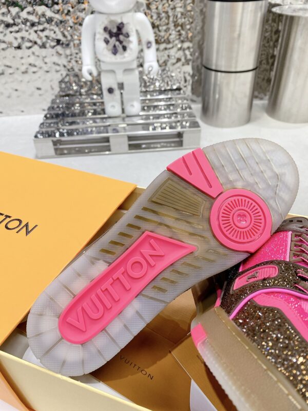 Louis Vuitton Women's LV Trainers Pink For Women LV