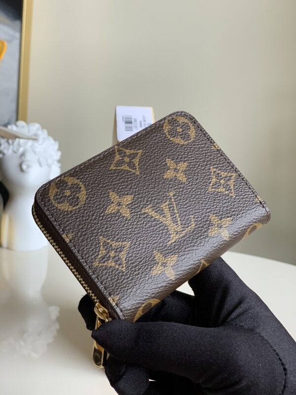1:1 Replica Louis Vuitton Zippy Coin Purse In Monogram Canvas For Women, Women's Wallet 11cm LV M60067