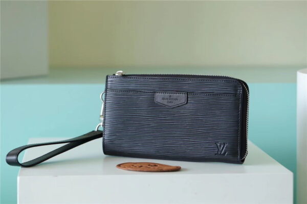 1:1 Replica Louis Vuitton Zippy Dragonne Epi Black For Women, Women's Wallets 4.3in/11cm LV M81325