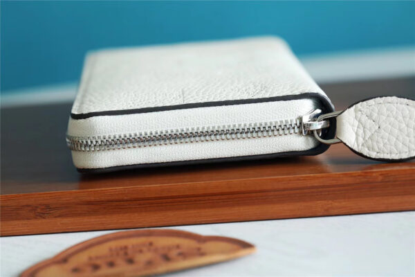 1:1 Replica Louis Vuitton Zippy Wallet Monogram White / Soft Beige For Women, Women's Wallets 7.9in/19.5cm LV