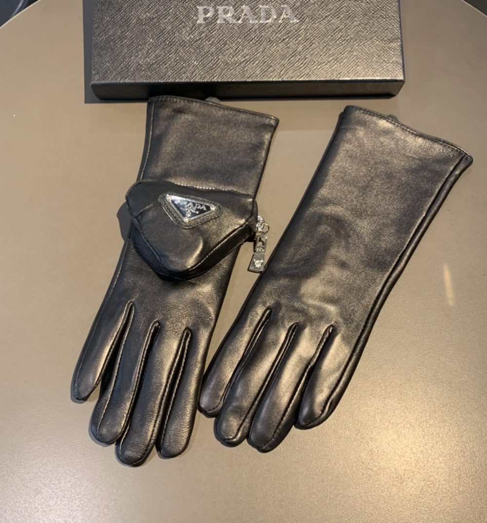 Prada Nappa Gloves In Black