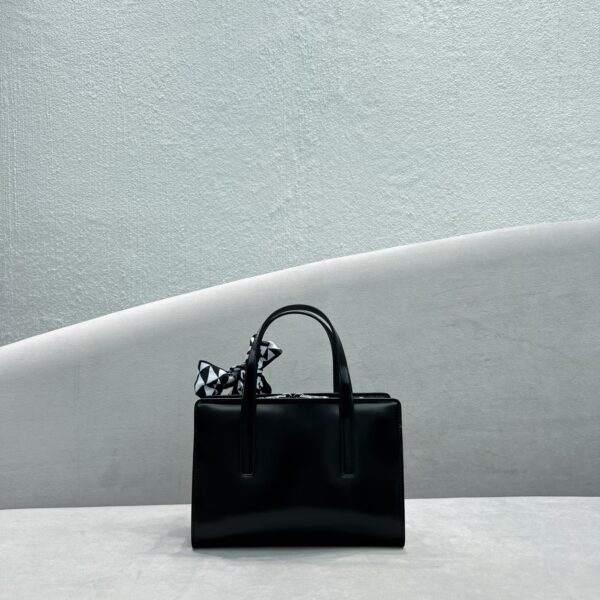 Prada Re-Edition 1995 Brushed Mini Handbag Black For Women, Women's Bags 8.6in/22cm