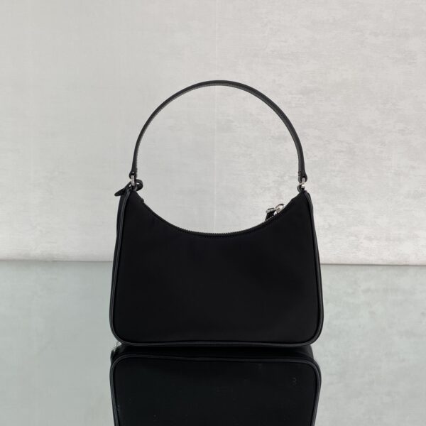 Prada Re-Edition 2005 Re-Nylon Mini Bag Black For Women, Women's Bags 8.6in/22cm