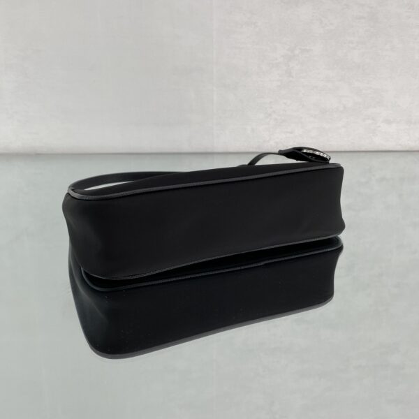 Prada Re-Edition 2005 Re-Nylon Mini Bag Black For Women, Women's Bags 8.6in/22cm