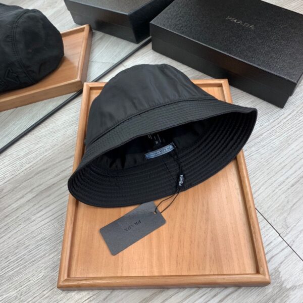 Prada Re-Nylon Bucket Hat Black Prada Hat 1HC137_2DMI_F0002