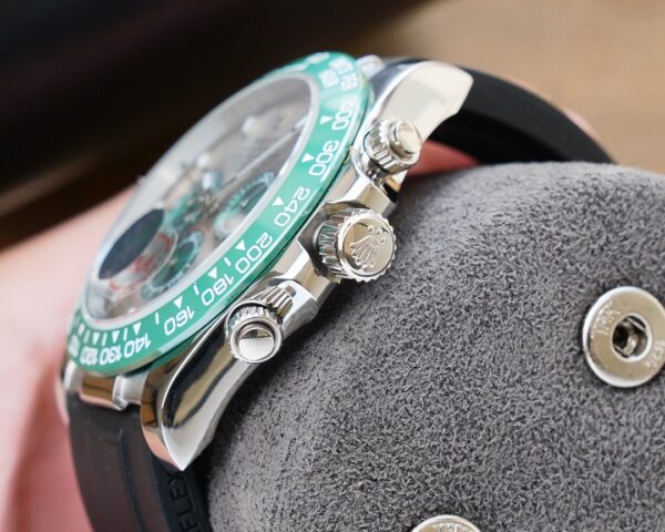 Rolex Cosmograph Daytona 40mm Silver Toned For Men 116515LN