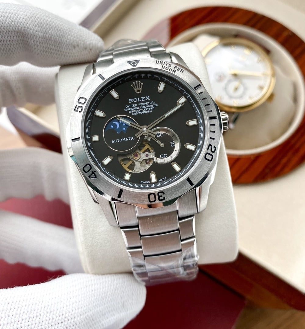 Rolex Cosmograph Daytona 42 For Men Silver Toned