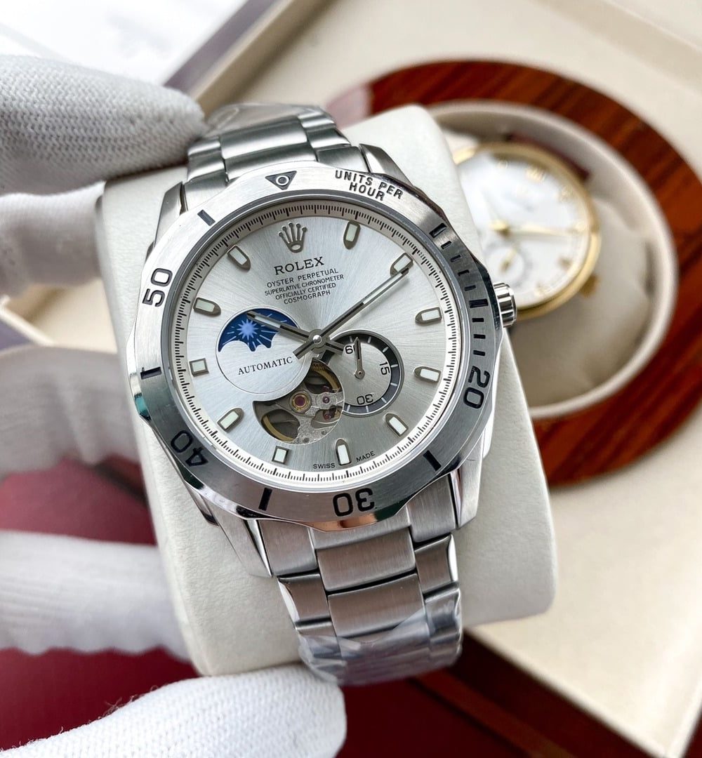 Rolex Cosmograph Daytona 42 For Men Silver Toned