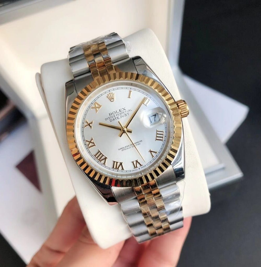 Rolex Datejust Watch Gold/Silver Toned Unisex 116231