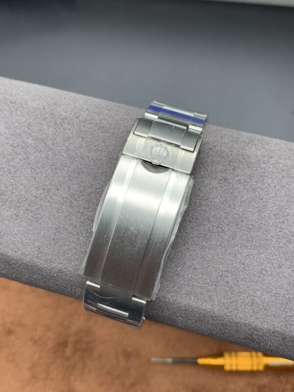 Rolex Submariner Date 41mm Gold Toned For Men 126610LV