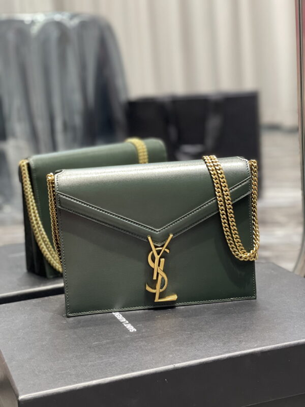 [REP 1:1] Saint Laurent Cassandra Medium Chain Bag In Grain De Poudre Embossed 22cm