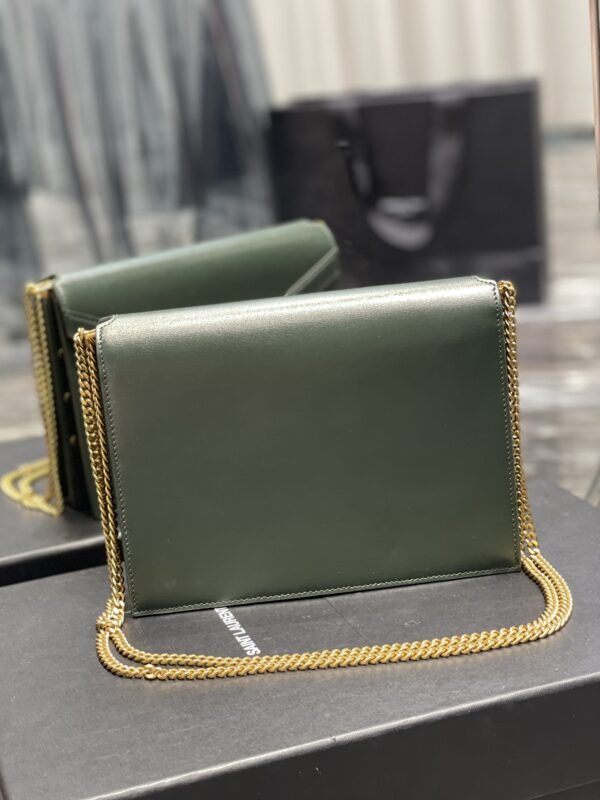 [REP 1:1] Saint Laurent Cassandra Medium Chain Bag In Grain De Poudre Embossed 22cm