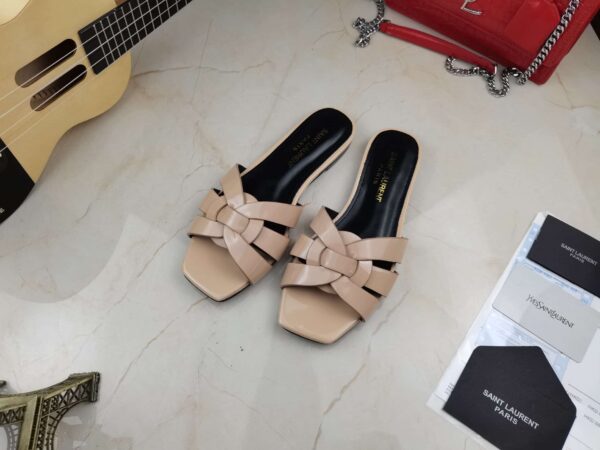 Saint Laurent Women's Tribute Flat Mules Beige For Women YSL 571952B8I009935