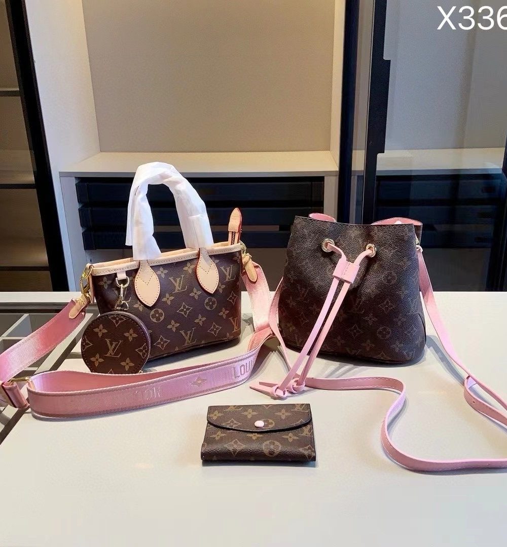 DBS-LC845 - Discounted Price For Set Louis Vuitton 3 Bags