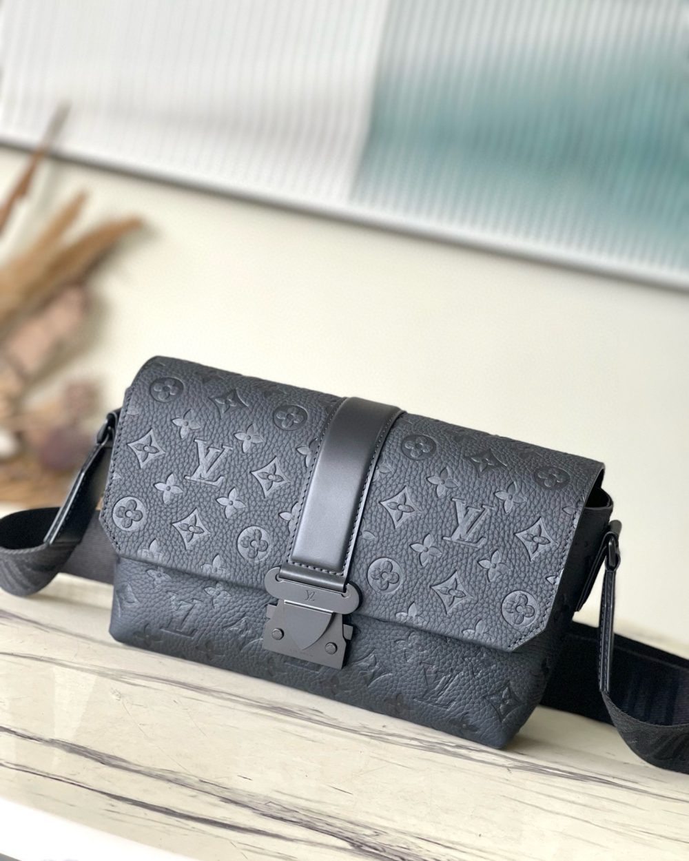 [REP 1:1] Louis Vuitton LV S-Cape Messenger Unique Bag For Women M23741 - 28cm