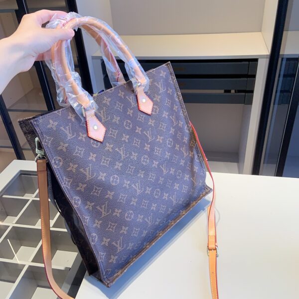 DBS-LC772 - Discounted Price For Set Louis Vuitton 3 Bags