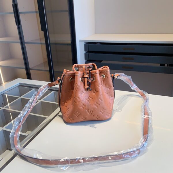 DBS-LC860 - Discounted Price For Set Louis Vuitton 3 Bags