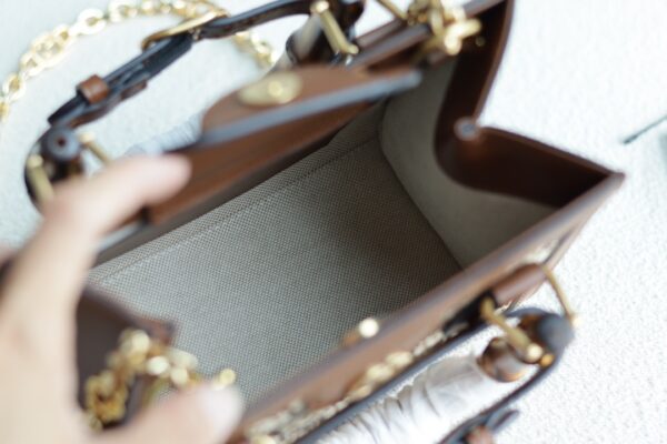 1:1 Replica GUCCI DIANA MINI TOTE BAG P Camel and ebony GG canvas with crystals Exclusive For Women ‎707449 21HRG 2687