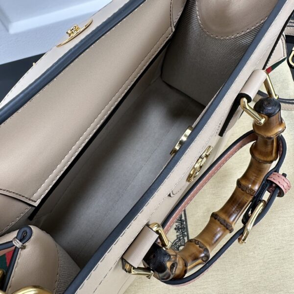 1:1 Replica GUCCI DIANA SMALL TOTE BAG P Beige leather Exclusive For Women ‎702721