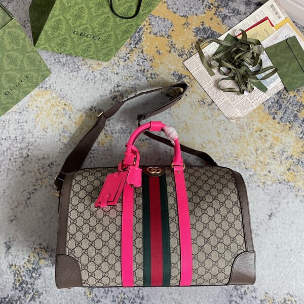 1:1 Replica GUCCI SAVOY MEDIUM DUFFLE BAG P Beige and ebony GG Supreme canvas Exclusive For Women 724642 FADHS 9755