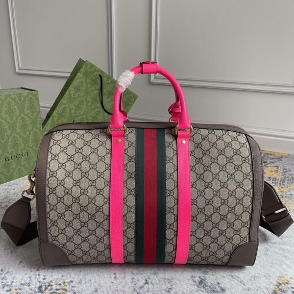 1:1 Replica GUCCI SAVOY MEDIUM DUFFLE BAG P Beige and ebony GG Supreme canvas Exclusive For Women 724642 FADHS 9755