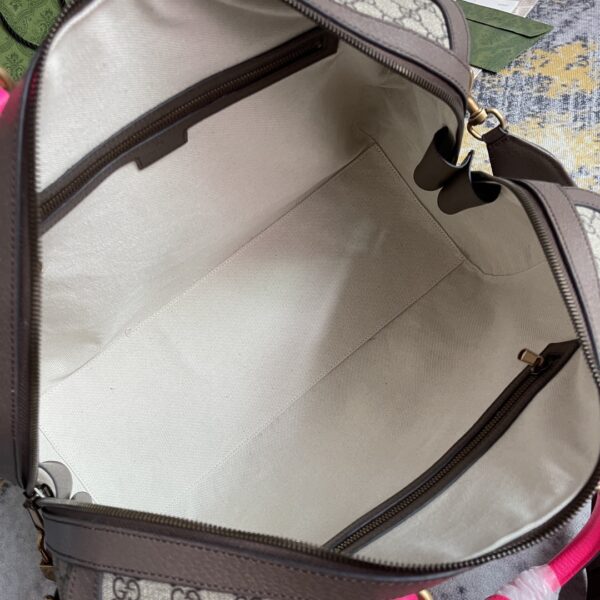 1:1 Replica GUCCI SAVOY MEDIUM DUFFLE BAG P Beige and ebony GG Supreme canvas Exclusive For Women 724642 FADHS 9755