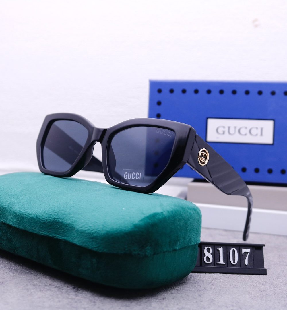 Gucci Square Frame Sunglasses