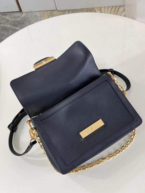1:1 Replica Louis Vuitton LV Dauphine Soft MM H27 Luxury Bag For Women M25209 - 24cm