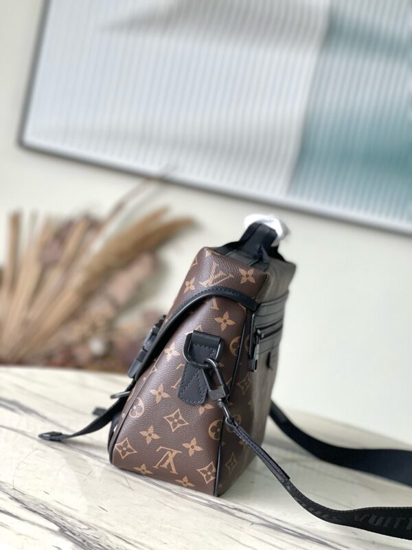 [REP 1:1] Louis Vuitton LV Trail Messenger Monogram Macassar nvprod5060013v/M46972 Unique Bag For Unisex M46972 - 31cm