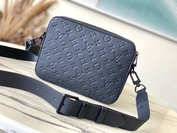 [REP 1:1] Louis Vuitton Steamer Messenger Black Taurilon Monogram Unique Bag For Women M57307 - 23.5cm