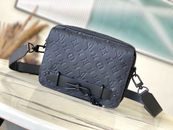 [REP 1:1] Louis Vuitton Steamer Messenger Black Taurilon Monogram Unique Bag For Women M57307 - 23.5cm