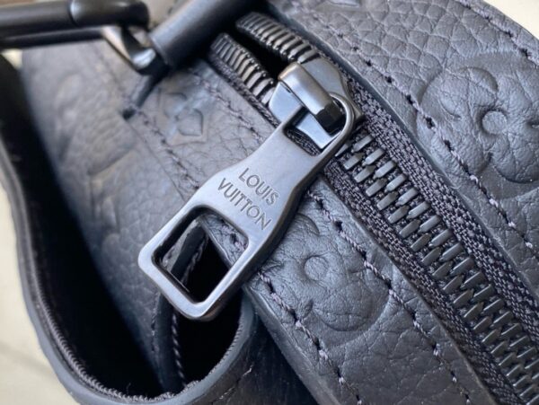 [REP 1:1] Louis Vuitton Steamer Messenger Black Taurilon Monogram Unique Bag For Women M57307 - 23.5cm