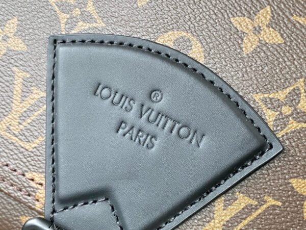 [REP 1:1] Louis Vuitton Monogram Eclipse Montsouris Messenger Shoulder Unique Bag For Women M46685 3 - 34cm